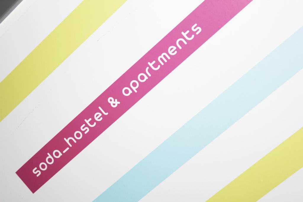 بوزنان Soda Hostel & Apartments الغرفة الصورة