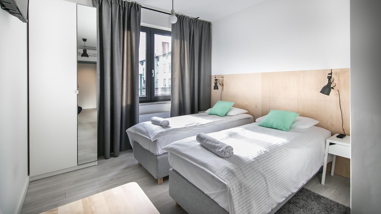 بوزنان Soda Hostel & Apartments المظهر الخارجي الصورة