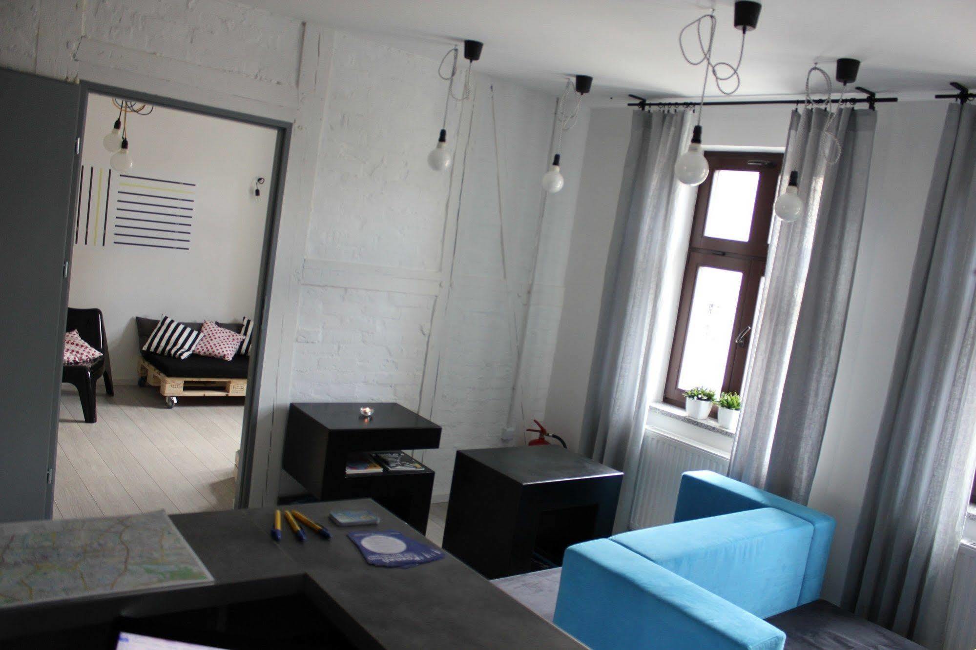 بوزنان Soda Hostel & Apartments المظهر الخارجي الصورة